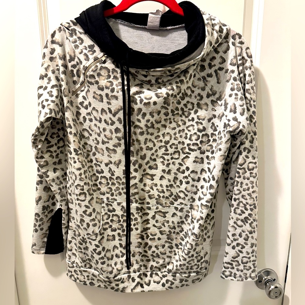 Cheetah print top